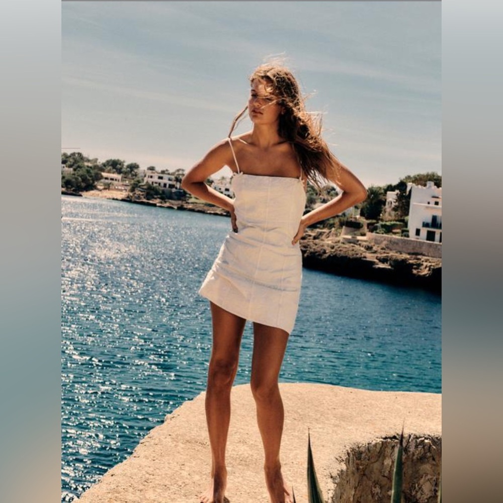 ZARA Ecru White Embroidered Mini dress size extra small
